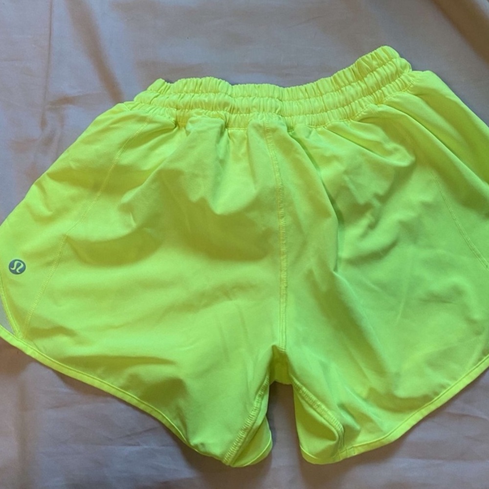 EXTREMELY RARE neon yellow lululemon shorts - Picture 3 of 3